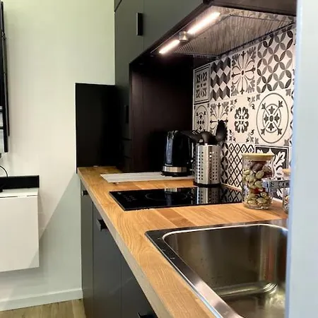 Black Touch - Fibre*parking*near Basel アパート *